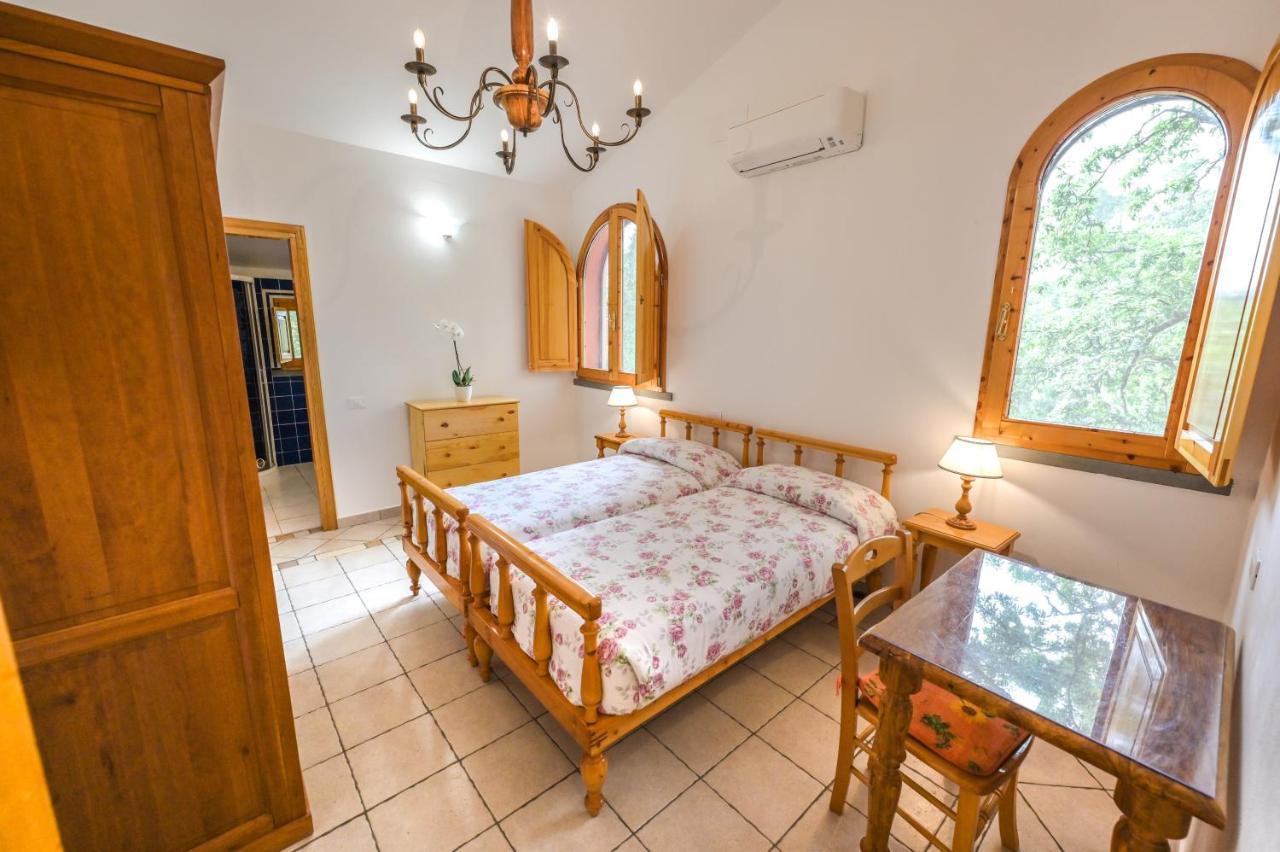 Agriturismo Poggio Al Pino Montelupo Fiorentino Dış mekan fotoğraf