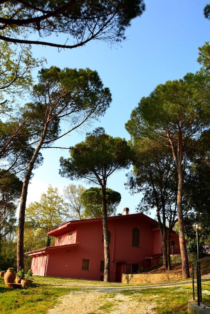 Agriturismo Poggio Al Pino Montelupo Fiorentino Dış mekan fotoğraf