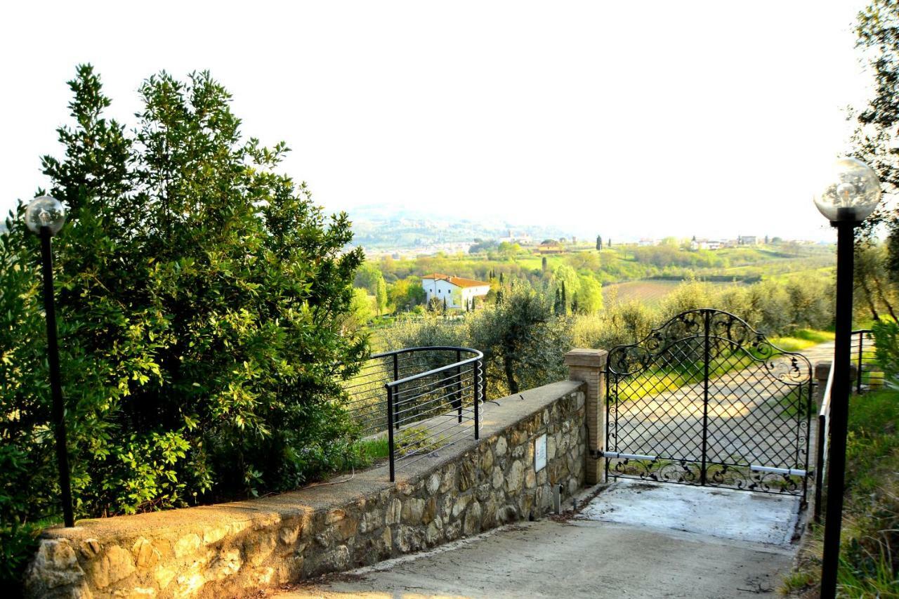 Agriturismo Poggio Al Pino Montelupo Fiorentino Dış mekan fotoğraf